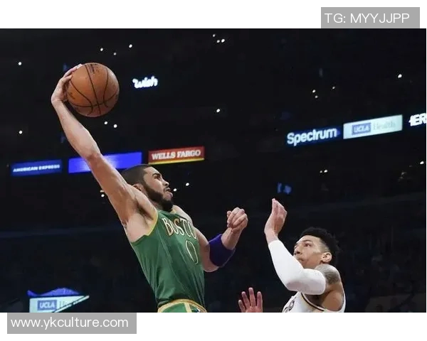 杰森塔图姆如何在NBA赛场上展现全能球员的魅力与实力